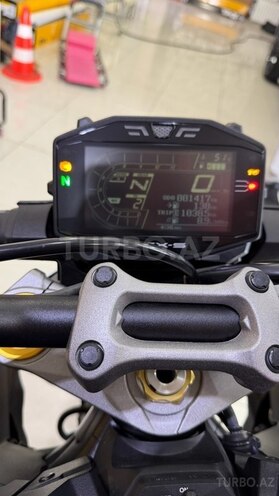 Suzuki GSX-S1000-5