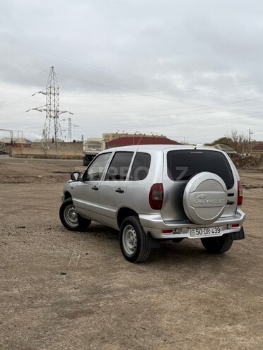 Chevrolet Niva 2004, 410,352 km - 1.7 l - Sumqayıt