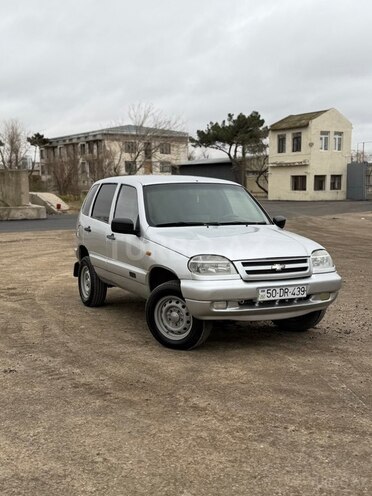 Chevrolet Niva 2004, 410,352 km - 1.7 l - Sumqayıt