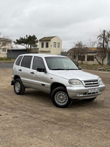 Chevrolet Niva 2004, 410,352 km - 1.7 l - Sumqayıt