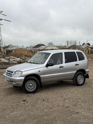 Chevrolet Niva 2004, 410,352 km - 1.7 l - Sumqayıt