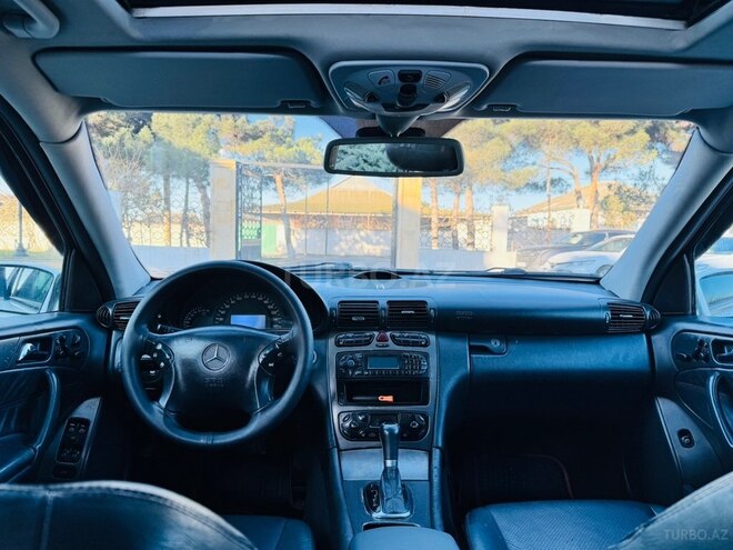 Mercedes C 240 2001, 300,000 km - 2.6 l - Bakı