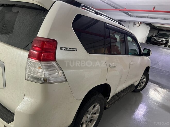 Toyota Land Cruiser Prado-3