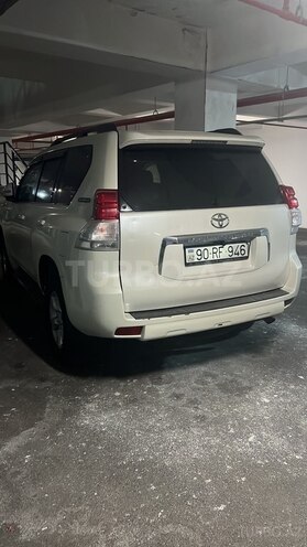 Toyota Land Cruiser Prado-2