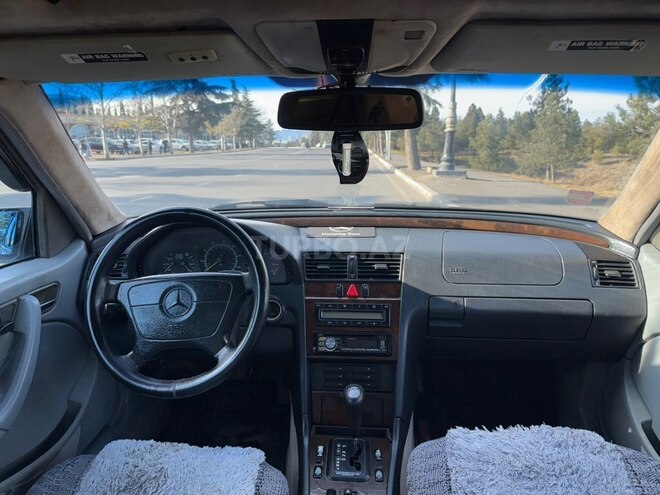 Mercedes C 230 1997, 271,000 km - 2.3 l - Gəncə
