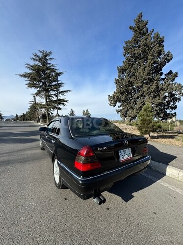 Mercedes C 230 1997, 271,000 km - 2.3 l - Gəncə