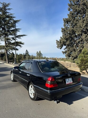 Mercedes C 230 1997, 271,000 km - 2.3 l - Gəncə