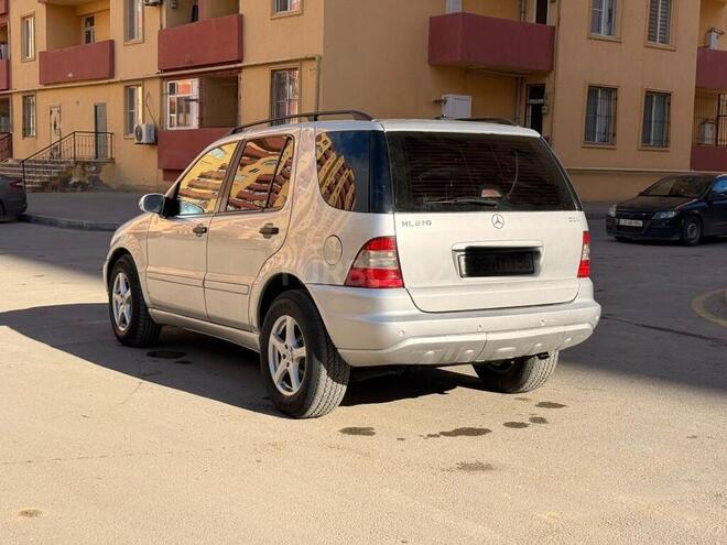 Mercedes ML 270 2002, 312,214 km - 2.7 л - Xırdalan
