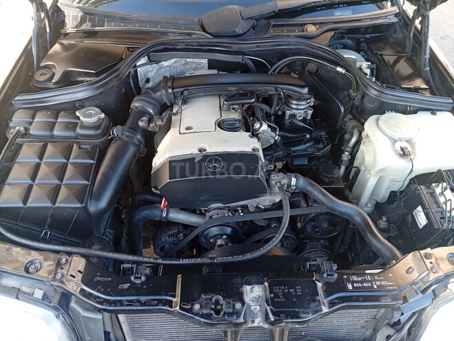 Mercedes C 180 2000, 355,000 km - 1.8 l - Bakı