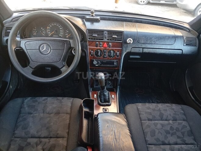 Mercedes C 180 2000, 355,000 km - 1.8 l - Bakı