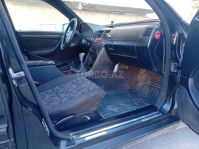 Mercedes C 180 2000, 355,000 km - 1.8 l - Bakı