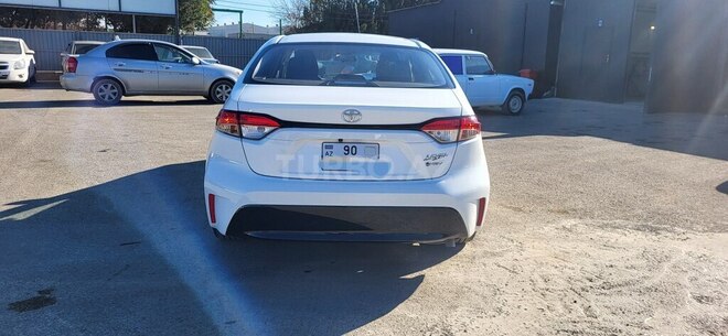Toyota Corolla 2025, 10,500 km - 1.8 л - Bakı