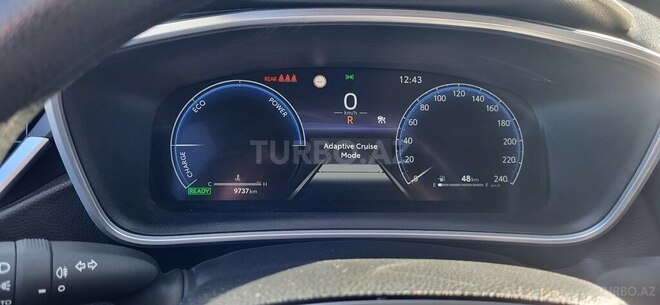 Toyota Corolla 2025, 10,500 km - 1.8 л - Bakı