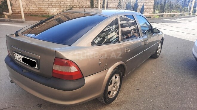 Opel Vectra 1996, 250,000 km - 1.8 l - Bakı