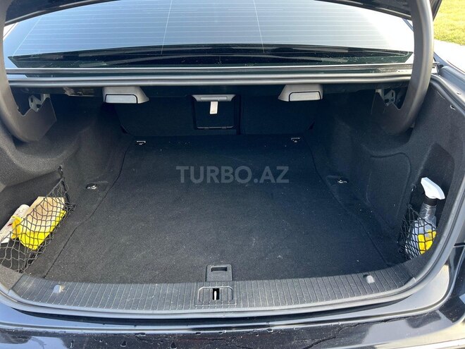Mercedes E 250 2011, 236,000 km - 1.8 l - Bakı
