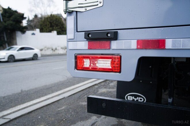 BYD T5-5
