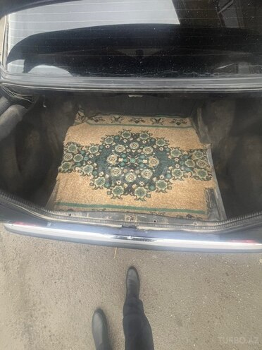 Mercedes E 220 1995, 586,545 km - 2.2 l - Sumqayıt