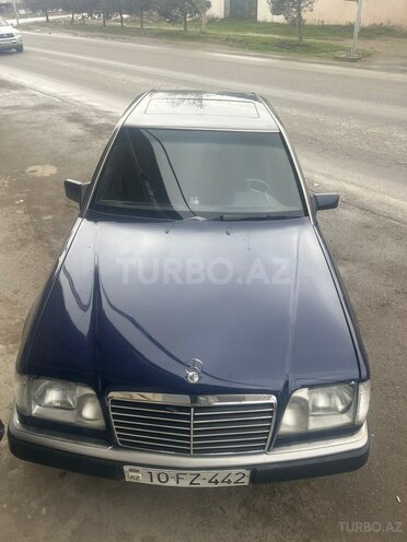 Mercedes E 220 1995, 586,545 km - 2.2 l - Sumqayıt