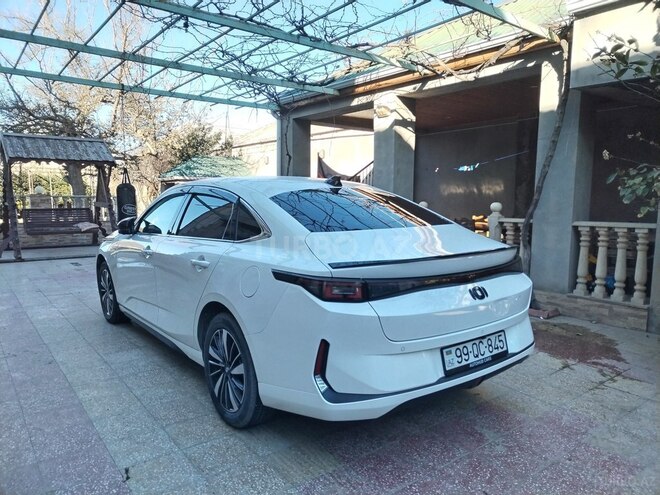 Changan Qiyuan A05 2025, 8,040 km - 1.5 л - Bakı