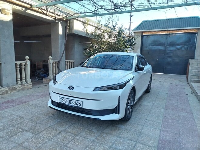 Changan Qiyuan A05 2025, 8,040 km - 1.5 л - Bakı