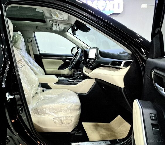 Toyota Highlander-23