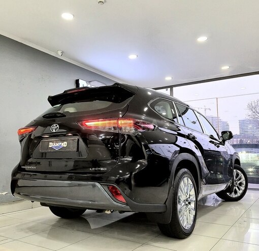 Toyota Highlander-10