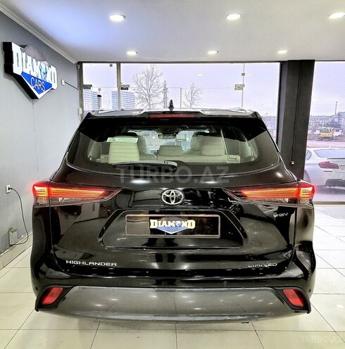 Toyota Highlander-11