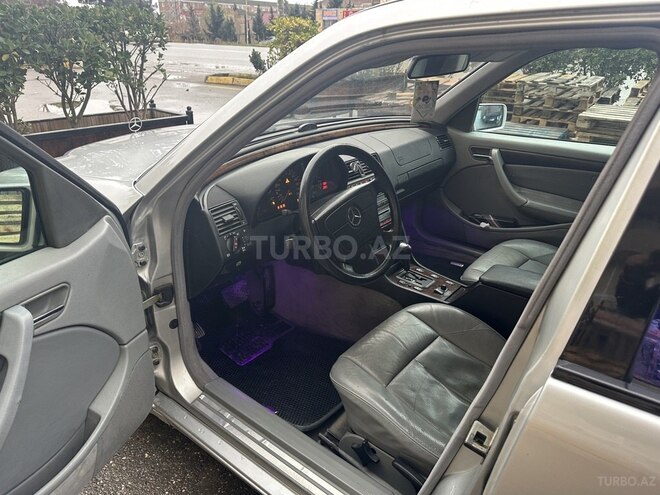 Mercedes C 200 1999, 210,376 km - 2.0 l - Bakı