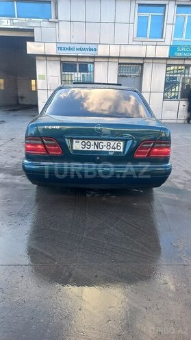 Mercedes E 240 1999, 318,574 km - 2.4 l - Bakı