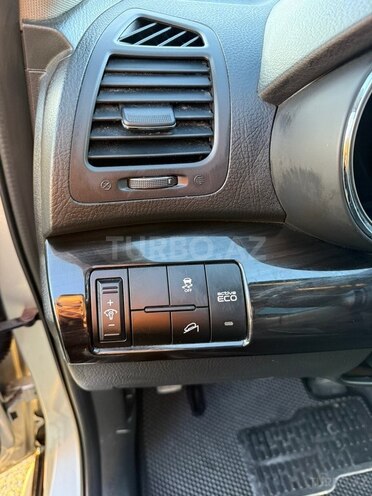 Kia Sorento 2009, 277,000 km - 2.0 l - Bakı