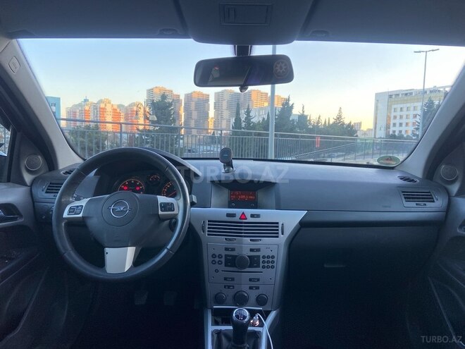 Opel Astra 2009, 290,700 km - 1.4 l - Bakı