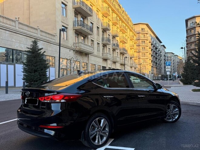 Hyundai Elantra 2016, 70,500 km - 2.0 l - Bakı