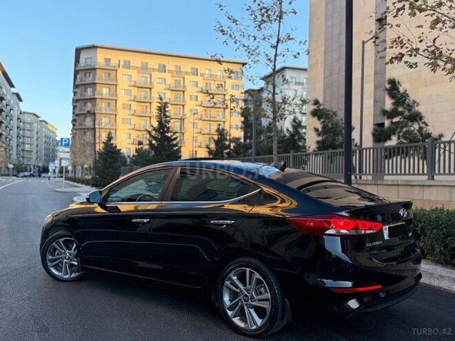 Hyundai Elantra 2016, 70,500 km - 2.0 l - Bakı
