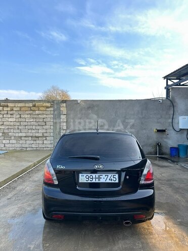 Kia Rio-2