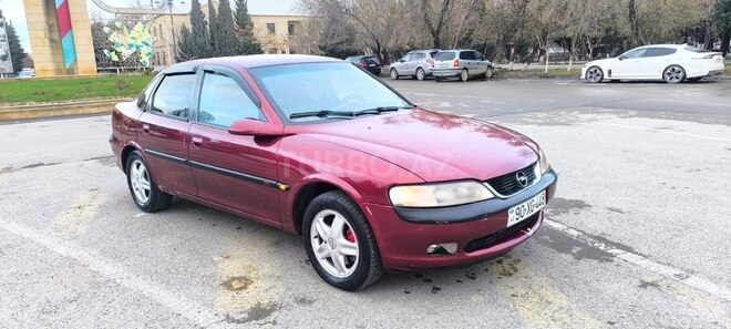 Opel Vectra 1996, 365,000 km - 2.0 l - Sumqayıt