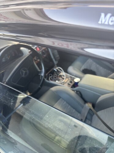Mercedes E 280 1998, 265,000 km - 2.8 l - Bakı