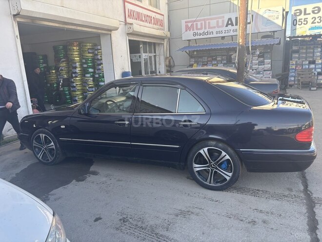 Mercedes E 280 1998, 265,000 km - 2.8 l - Bakı