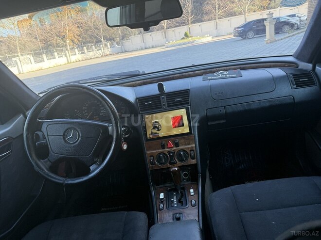 Mercedes C 220 1995, 260,000 km - 2.2 л - Bakı
