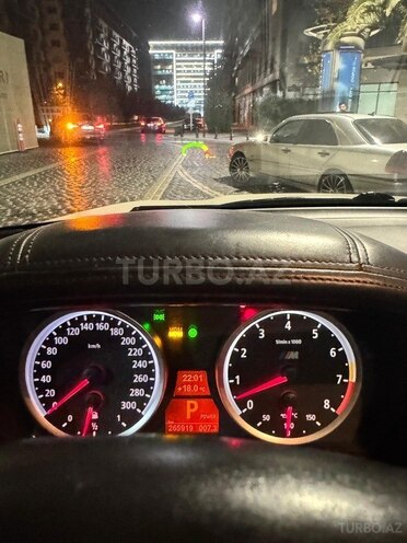 BMW X5 M 2010, 267,000 km - 4.4 л - Bakı