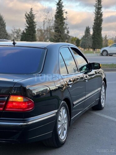 Mercedes E 270 2001, 751,000 km - 2.7 l - Sumqayıt