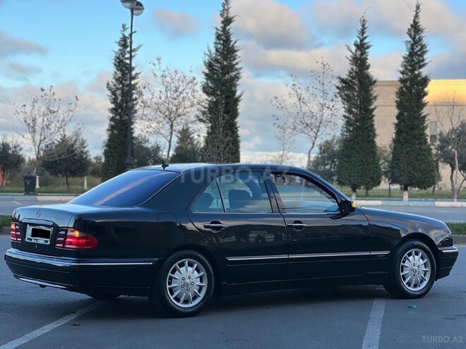 Mercedes E 270 2001, 751,000 km - 2.7 l - Sumqayıt