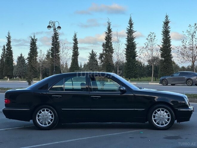 Mercedes E 270 2001, 751,000 km - 2.7 l - Sumqayıt