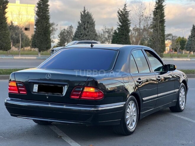 Mercedes E 270 2001, 751,000 km - 2.7 l - Sumqayıt