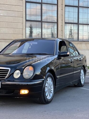 Mercedes E 270 2001, 751,000 km - 2.7 l - Sumqayıt