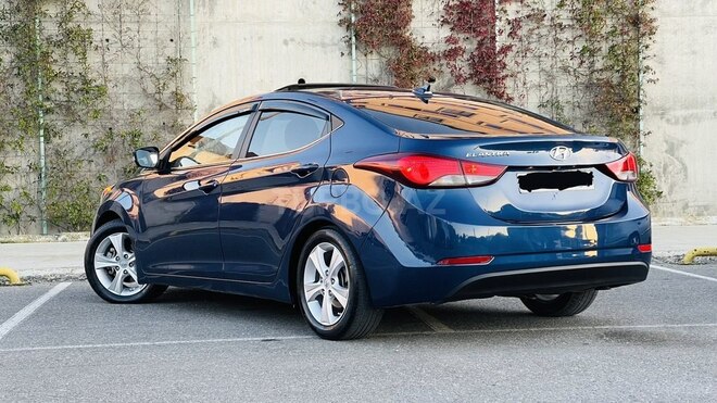 Hyundai Elantra 2015, 84,000 km - 1.8 л - Bakı