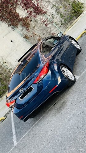 Hyundai Elantra 2015, 84,000 km - 1.8 л - Bakı