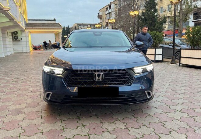 Honda Accord 2025, 8,400 km - 2.0 l - Bakı