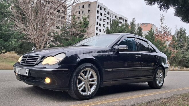 Mercedes C 240 2001, 290,000 km - 2.6 л - Bakı