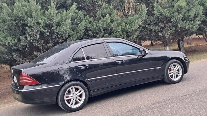 Mercedes C 240 2001, 290,000 km - 2.6 л - Bakı
