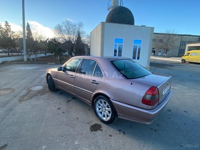 Mercedes C 200 1994, 356,980 km - 2.0 l - Şirvan